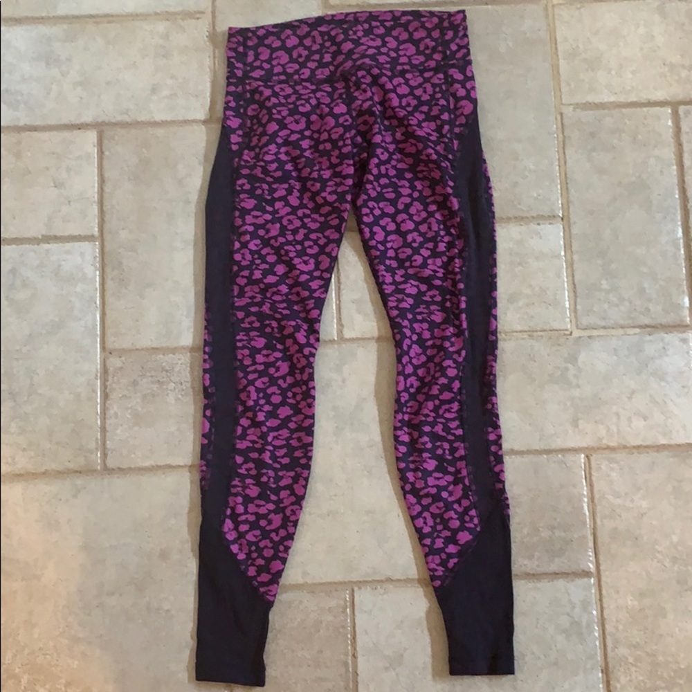 Lululemon Rare Purple Cheetah Leggings, Size 6